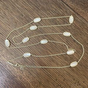 NWOT Kellie pearl station necklace